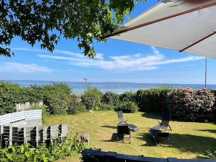 Ferienhaus für 10 Personen, mit Balkon und Terrasse sowie Garten und Sauna in Snekkersten