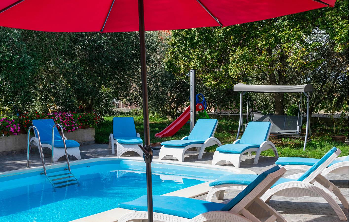 Ganze Ferienwohnung, Ferienwohnung für 6 Personen mit Pool in Poličnik, Zadar