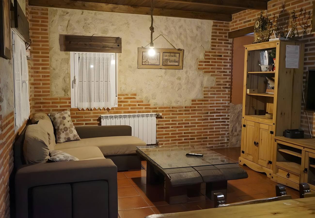 Casa rural 'La Abuela Marcelina' con jardín privado y Wi-Fi in Rueda (Valladolid), Provincia de Valladolid