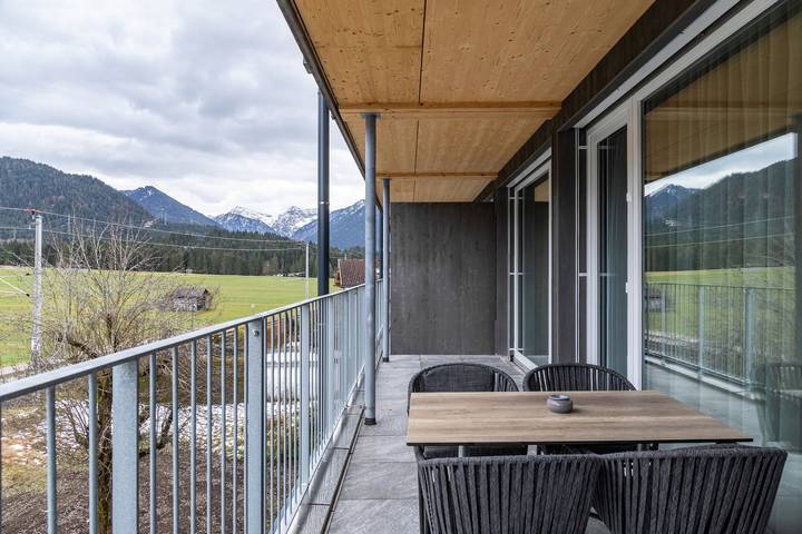 Appartement entier, Appartement "Hotel Zum Schwanen - 1" avec vue sur la montagne, balcon et Wi-Fi in Pflach, District de Reutte