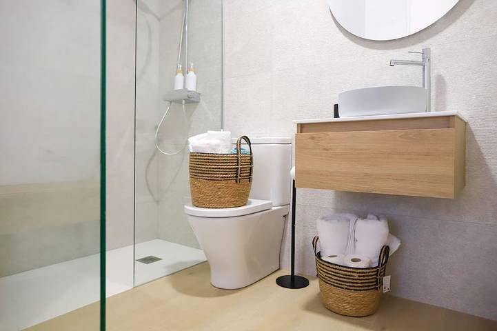 Gîte pour 4 personnes, avec Jacuzzi et Jardin
