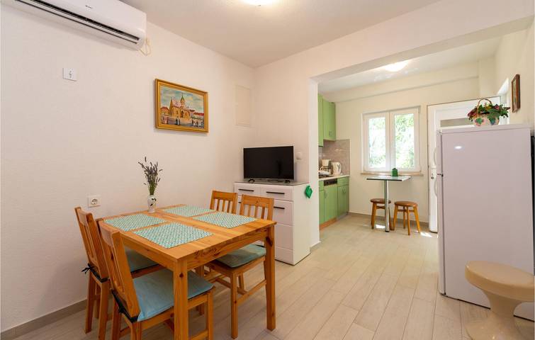 Ferienhaus für 12 Personen, mit Terrasse in Starigrad - 4