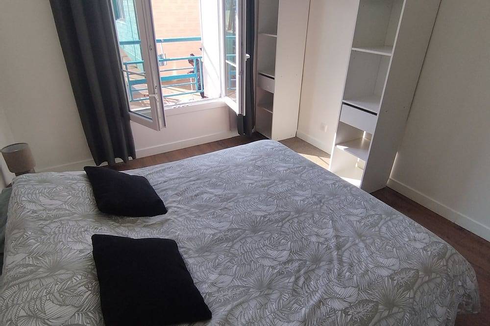 Appartement entier, Appartement moderne avec cour extérieure F3 59m2 Villemomble in Villemomble, Seine-Saint-Denis