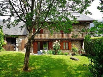 Gîte pour 6 personnes, avec terrasse dans Occitanie