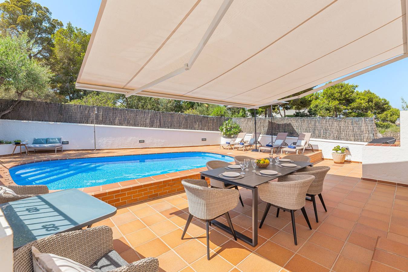 Holiday Home 'Ca Na Luisa' with Sea View, Wi-Fi and Air Conditioning in Palmanova, Calvià