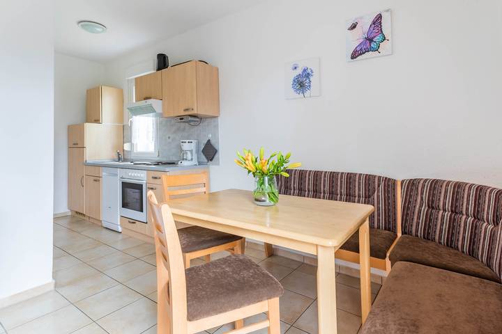 Bungalow für 4 Personen, mit Terrasse in Boltenhagen - 2