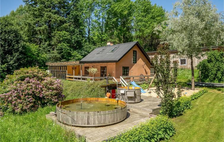 Ferienhaus für 6 Personen, mit Terrasse und Garten, mit Haustier - 1