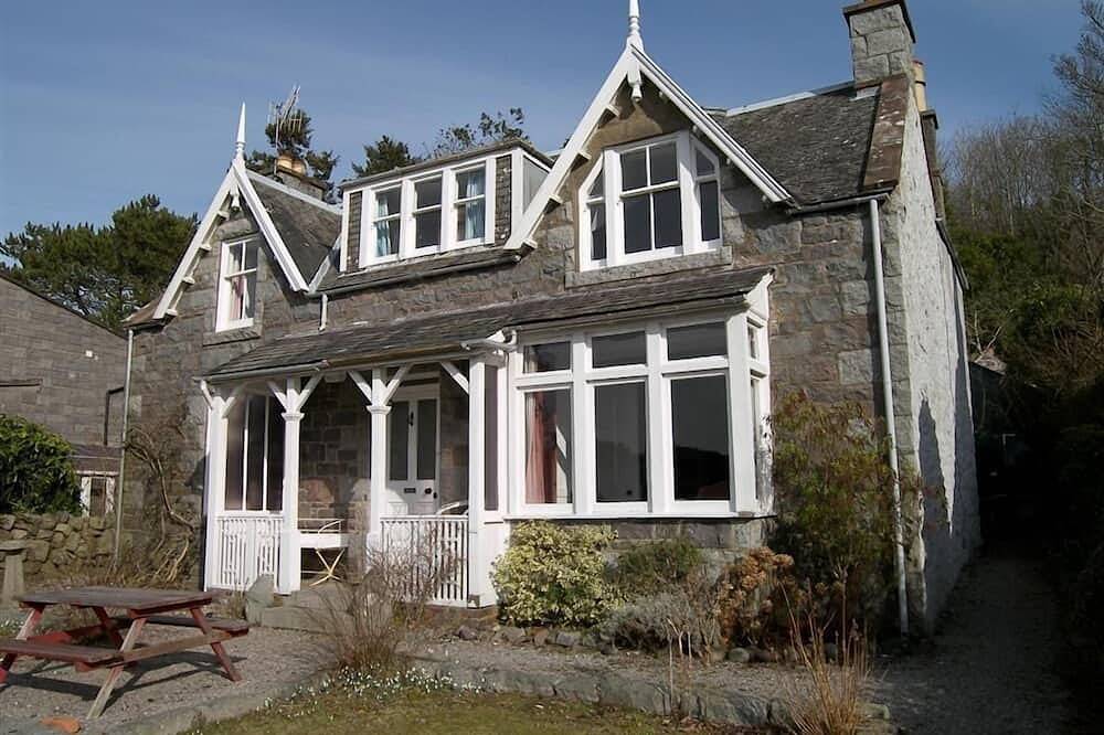 Rocklea -  a house that sleeps 8 guests  in 4 bedrooms in Dumfries und Galloway