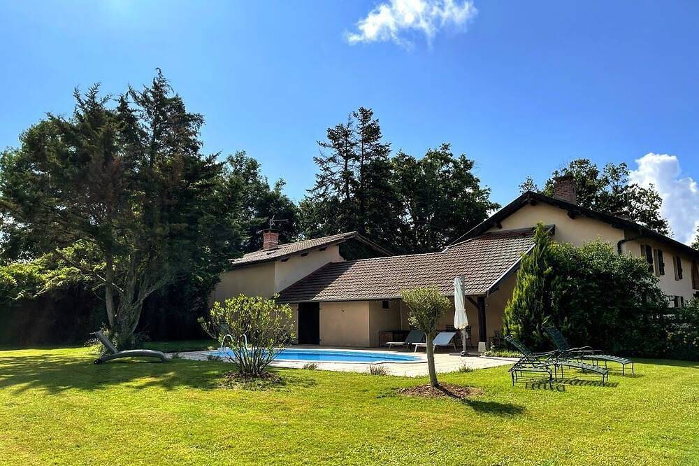 Pretty little house in the Dombes in Saint-Nizier-le-Désert, Bourg-en-Bresse und Umgebung