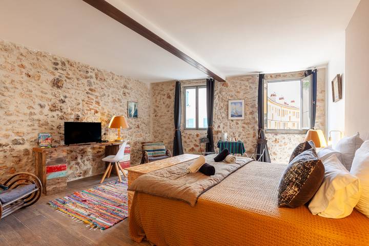 Chambre pour 2 personnes, avec balcon - 1