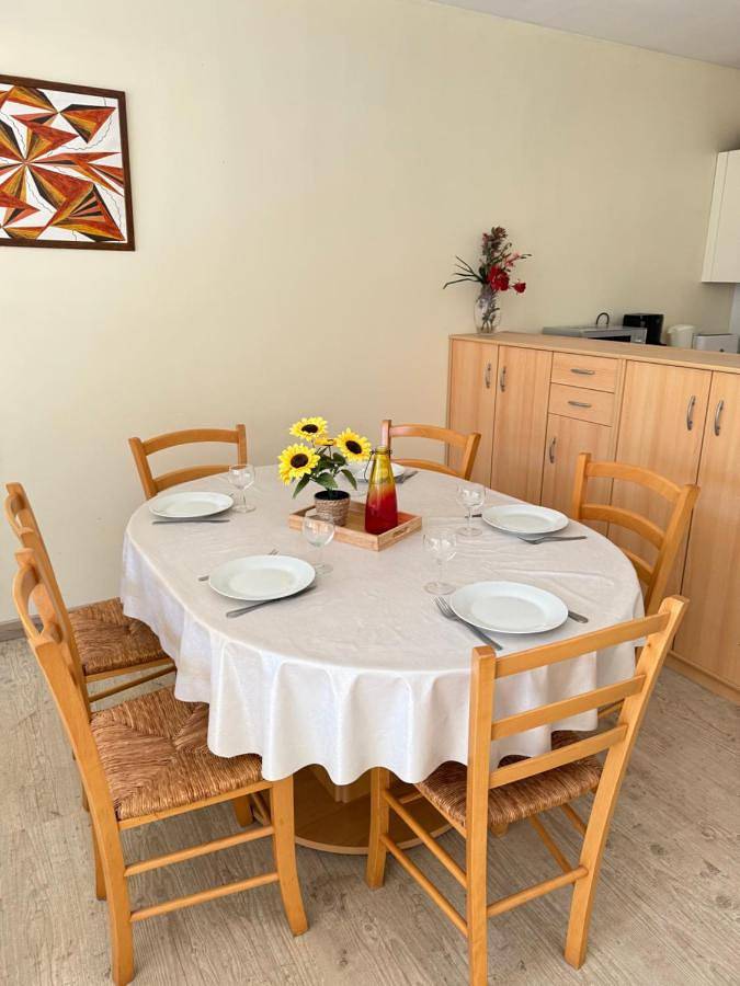 Location de vacances pour 5 personnes, avec jardin à Chambretaud - 3