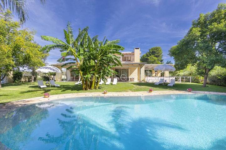 Villa per 6 persone, con giardino e piscina, con animali domestici a Lecce