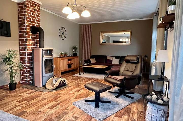 Ferienhaus für 4 Personen, mit Terrasse und Garten in Weener - 2