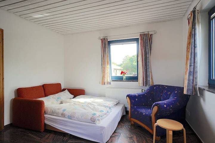 Ganze Wohnung, Ferienwohnung Isi-Blick für 4 bis zu Personen - Reiterferien in Osterby, Rendsburg-Eckernförde