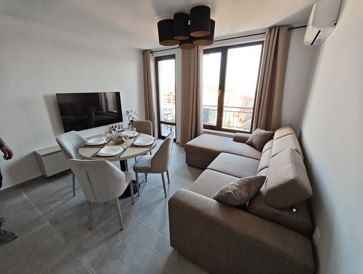 Ferienwohnung für 4 Personen, mit Balkon und Ausblick in Bulgarien - 2