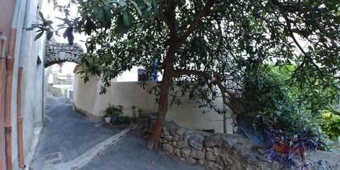 Gîte pour 10 personnes, avec terrasse à Paziols