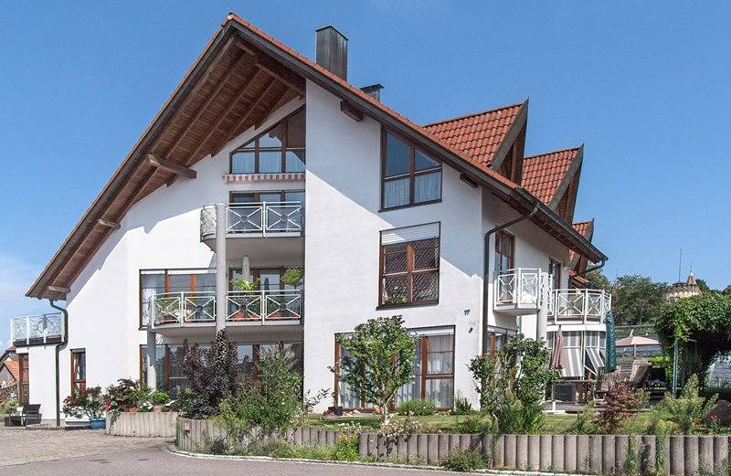 Ganze Ferienwohnung, Ferienwohnungen Silvia Rückert - 1-Zimmer-Fewo, Dachgeschoss, 32 m² in Reichenau, Untersee
