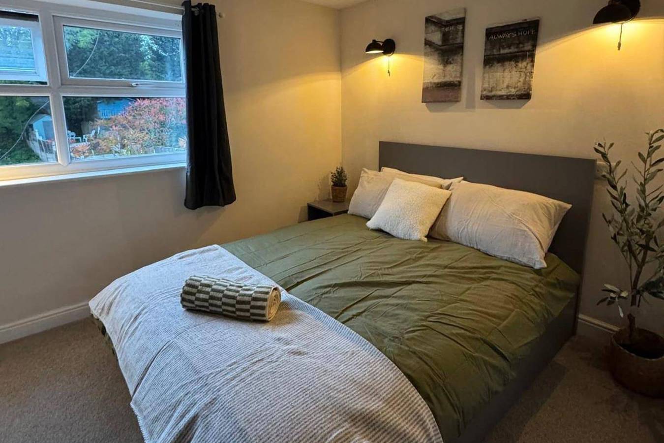 Winsford Woodford Cottage - Sleeps 6 - Pets Ok in Winsford (Cheshire), Cheshire West and Chester