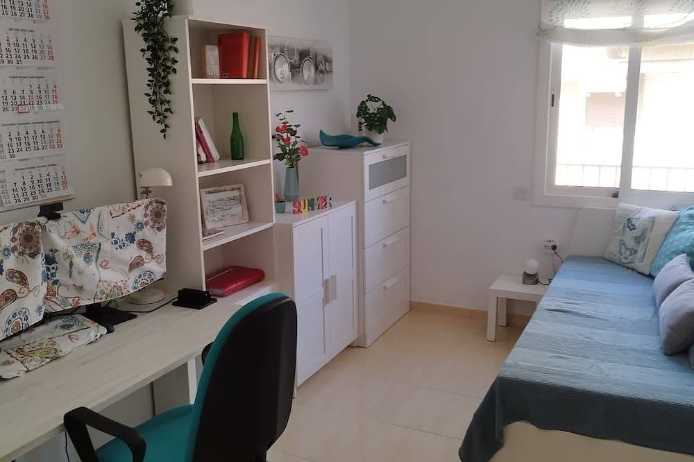 Appartamento intero, Nido-Badalona Bright & modern with private terrace in Badalona, Barcelonès
