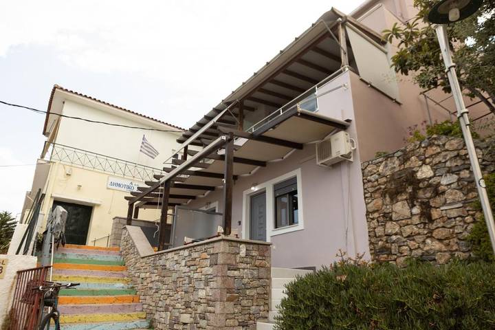 Gîte pour 4 personnes, avec balcon et vue dans Gytheion - 3
