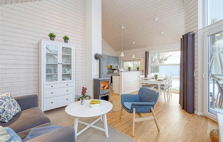 Gemütliches 1BR Apartment mit Parkplatz, Terrasse & Strand in der Nähe in Krems II, Kreis Segeberg