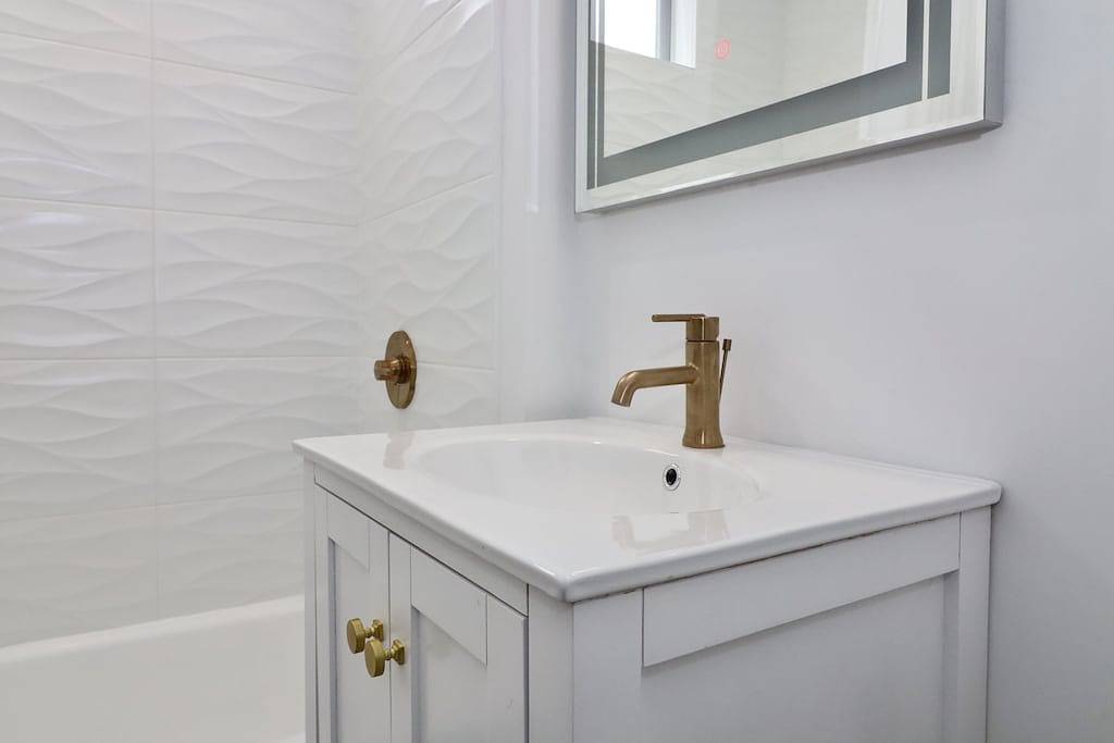 ** Speicherplatz ** Safe | Familie | Spaß | Park | in der Nähe von T in Everett (MA), Massachusetts