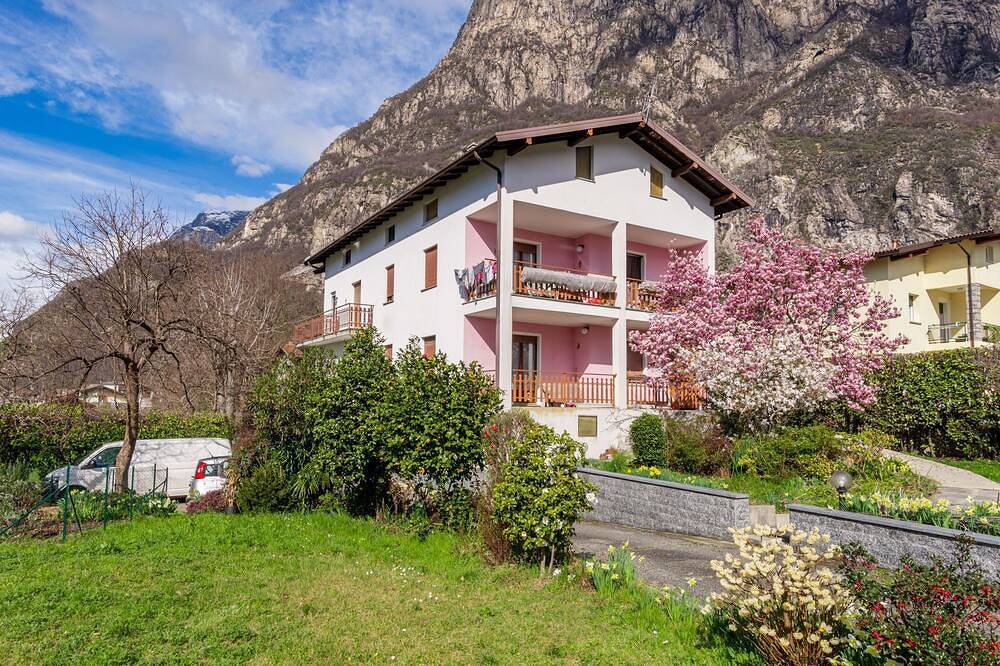 Ganze Wohnung, Manuela in Novate Mezzola (Dorf), Novate Mezzola