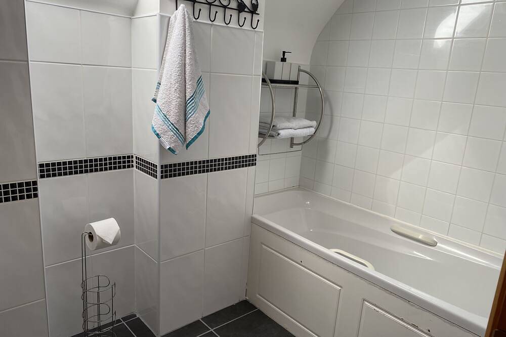 Glendale Chestnut Grove Holiday Home, Glendale, Rosslare Strand, Co.Wexford - 3 Bed - Sleeps 6 in Rosslare, County Wexford