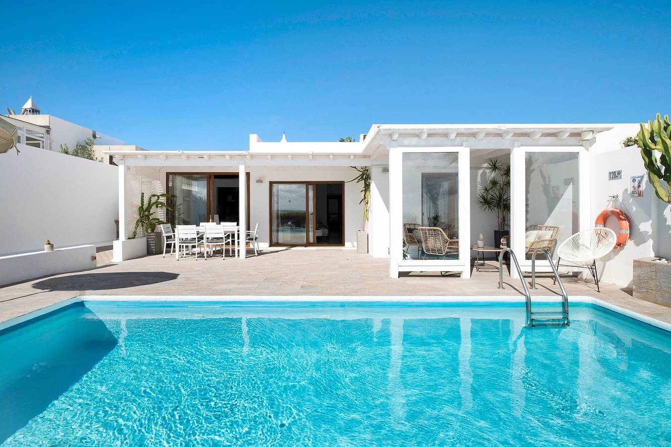 Villa "El Ancla" con vista mare, piscina privata e Wi-Fi in Playa Blanca, Yaiza