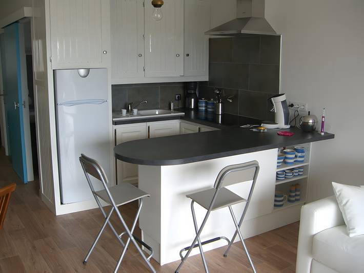 Apartamento entero, Apartamento 'Con Terraza Cerca del Mar' con Vista a la Montaña, Terraza Privada y Aire Acondicionado in Macinaggio, Rogliano