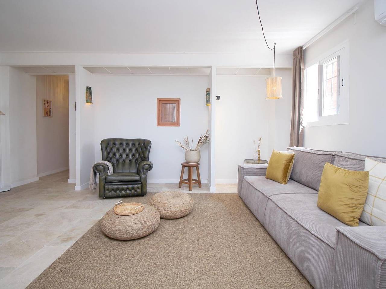 Apartamento vacacional entero, Banda del Mar Frontline Beach House by Del Parque Flats in Playa del Palo, Málaga