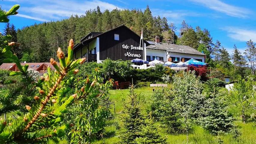 Gîte pour 2 personnes, avec jardin à Waischenfeld