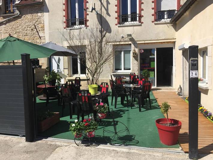 Location de vacances pour 2 personnes, avec Terrasse et Vue à Andryes