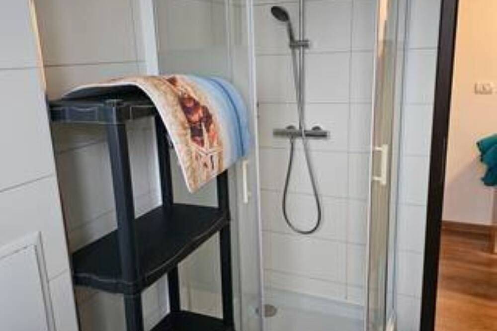 Ganze Wohnung, Ferienwohnung/App. für 2 Gäste mit 65m² in Leuna in Leuna, Saale-Unstrut
