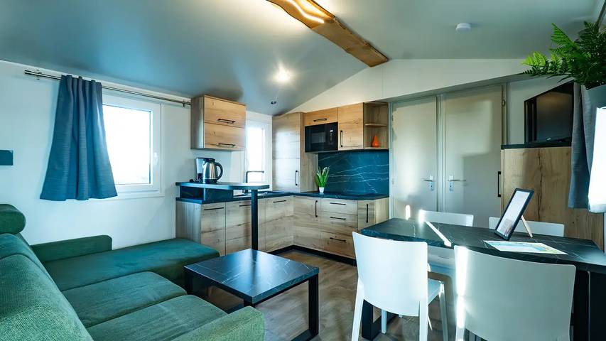 Bungalow für 4 Personen, mit Terrasse
