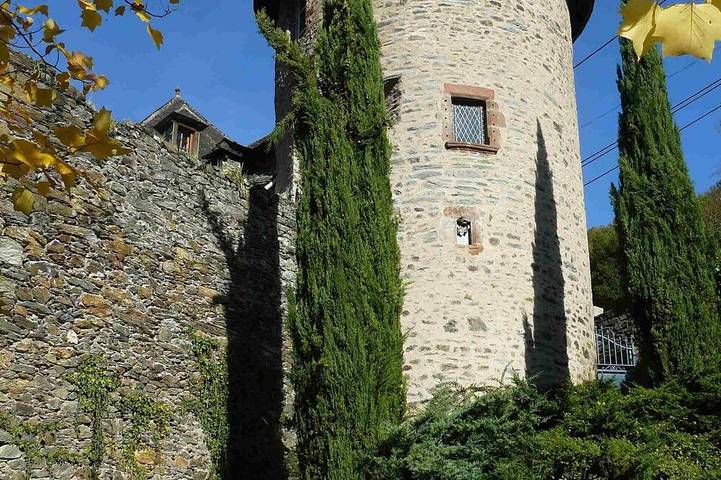 Gîte pour 2 personnes, avec Balcon et Jacuzzi ainsi que Jardin et Piscine à Grand-Vabre - 4