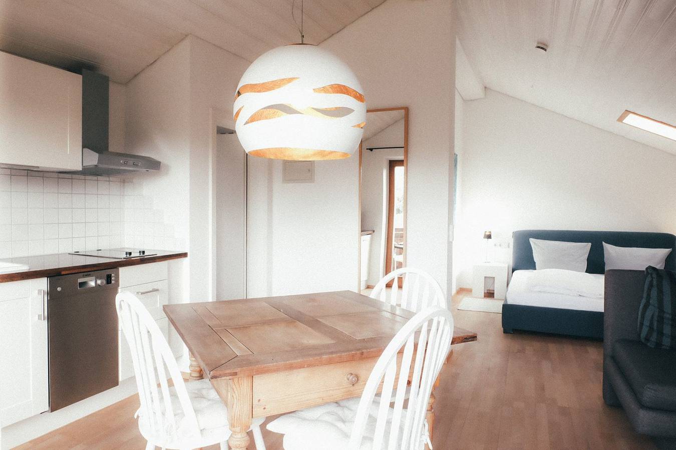 Ganze Wohnung, Gemütliche Ferienwohnung mit Balkon & alpiner Atmosphäre in Neuschwanstein, Schwangau