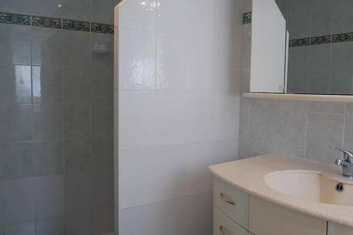 Gîte pour 2 personnes, avec terrasse et jardin à Aucun - 4