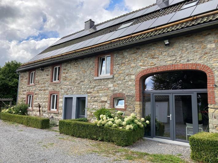 Location de vacances pour 13 personnes, avec terrasse et sauna à Waimes - 2