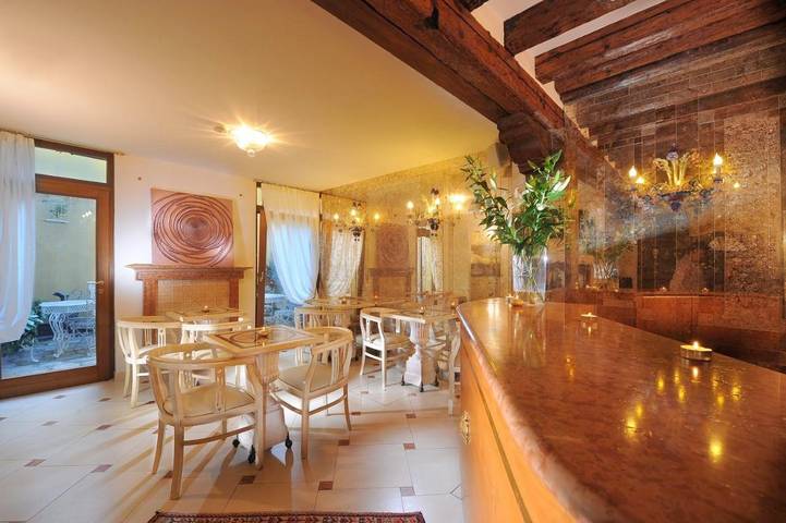 Maison d’hôte pour 2 personnes, avec jacuzzi et jardin dans Place Saint Marc - 4