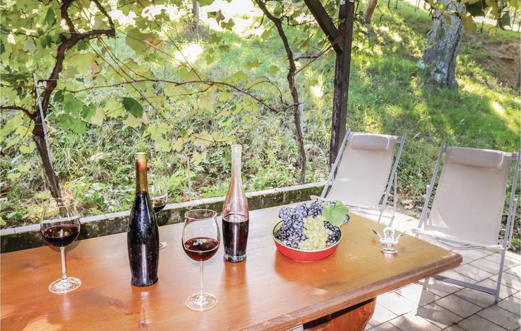 Ferienhaus für 3 Personen, mit Garten und Terrasse - 1