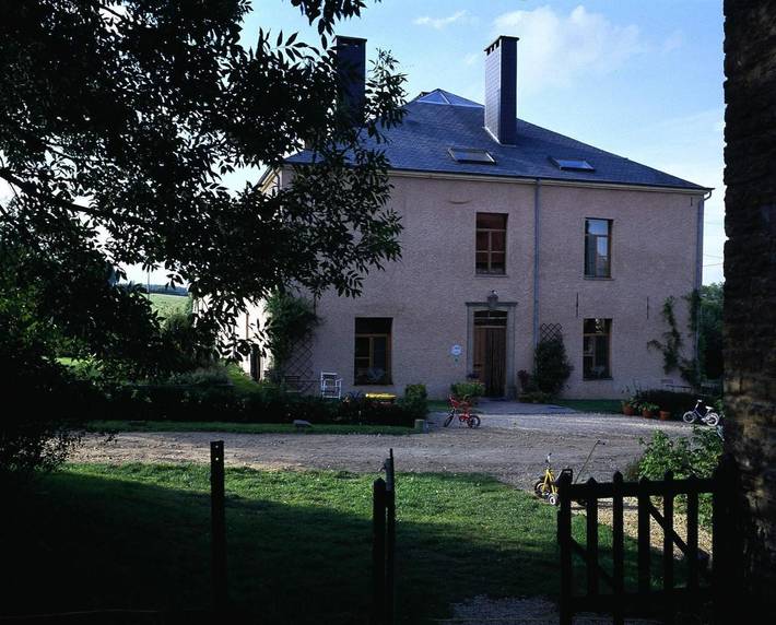 Gîte pour 4 personnes, avec jardin et vue dans Virton