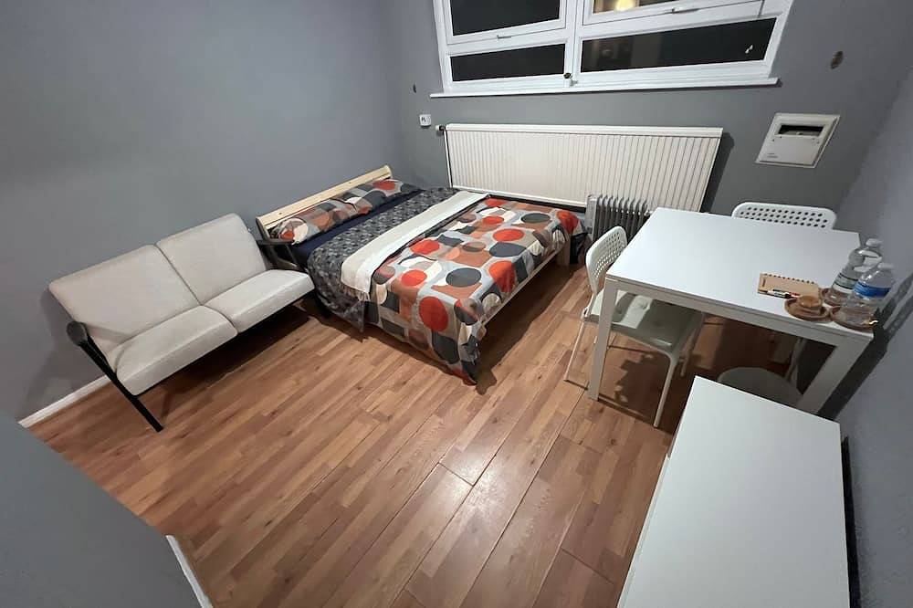Entire apartment, The Friary House - Central Guildford Personal 1 Bedroom Private Apartment in Guildford, Surrey
