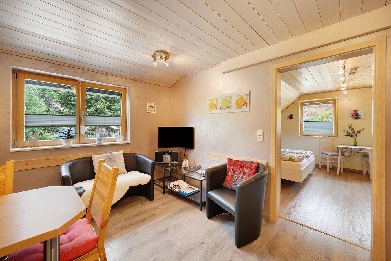 Ganze Wohnung, Ferienwohnung 'Spätzle mit Soße' mit gemeinsamer Terrasse und Wi-Fi in Wolfach, Mittlerer Schwarzwald