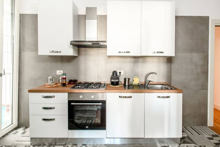 Entire apartment, Heart of Naples in Naples, Naples Province