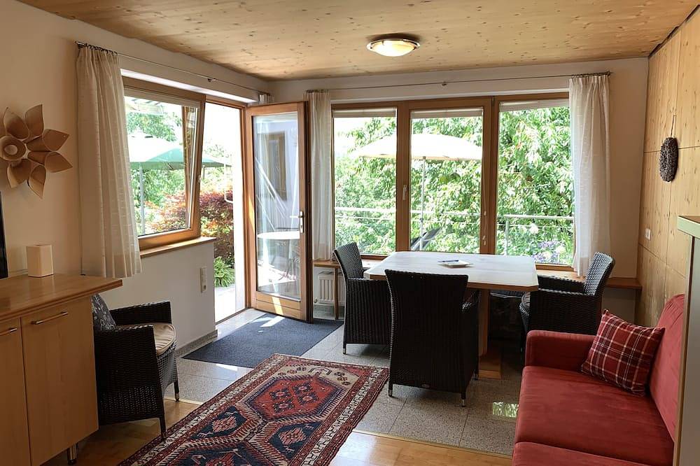Ganze Wohnung, Cozy apartment on the garden in a beautiful panoramic position in Landeck, Tiroler Oberland