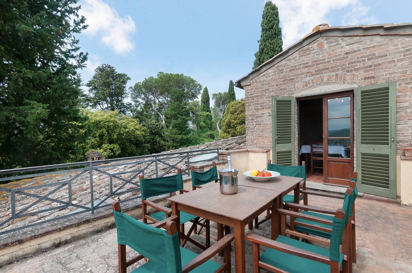 Ferienwohnung 'La Torre' mit gemeinschaftlich genutztem Pool, privater Terrasse und Wlan in Montespertoli, Florenz Provinz