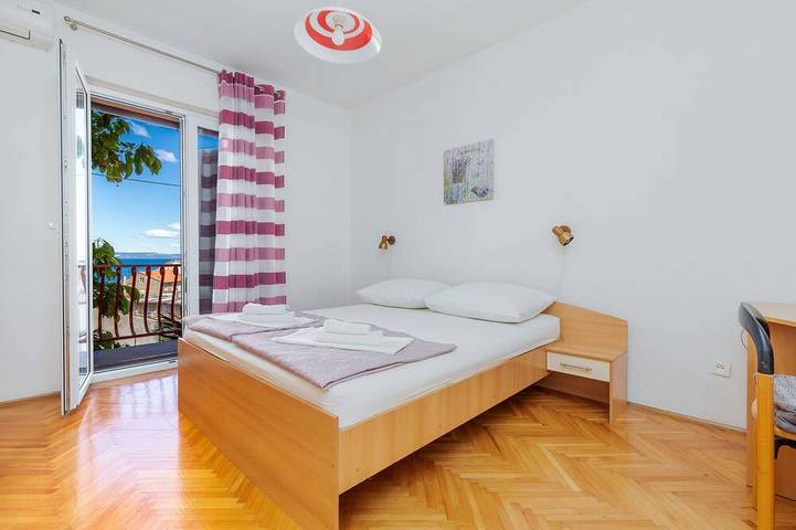 Apartamento entero, Apartamento para dos personas con balcón y vista al mar Podgora, Makarska in Podgora, Rivera de Makarska