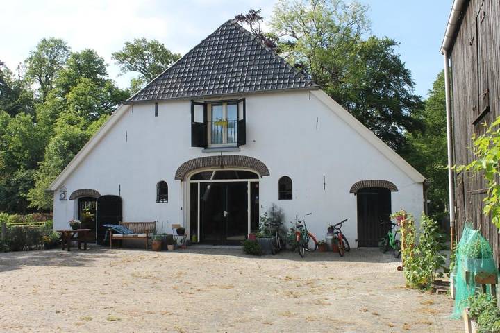 B&b voor 2 personen, with Terras and Tuin as well as Uitzicht in Elburg