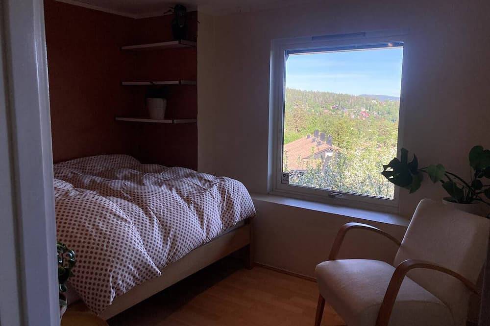 House on Holmenkollen with sea views Guest favorite + 4,87 score on Airbnb\n\n in Vestre Aker, Oslo